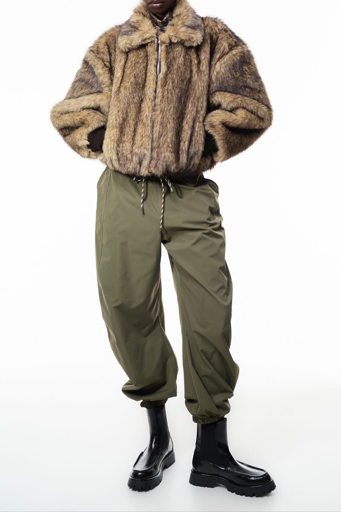 PELLICCIA CON ZIP LUMINA-3453